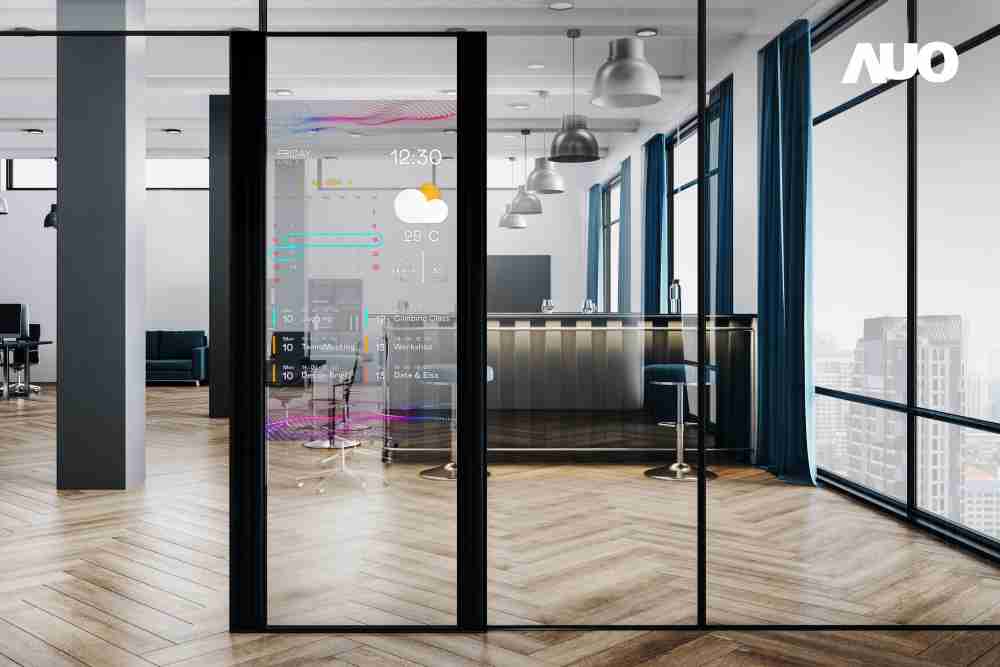 红龙扑克致力于研发低能耗之绿色产品，，如低能耗发光组件Micro LED显示技术，，，，具高透明、、、可无限拼接的特性，，可依需求调整并延伸应用于不同场域，，，，包括汽车侧窗或家庭玄关、、、、智慧橱窗、、、、商业展示等