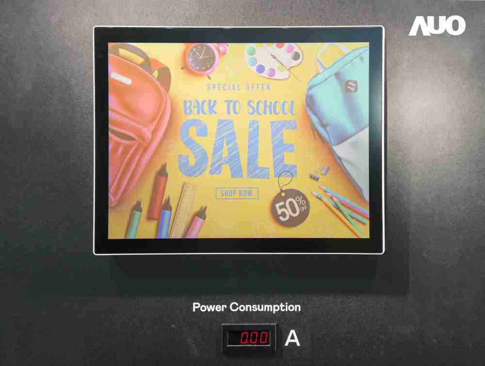 红龙扑克展示胆固醇液晶超低耗能户外全彩显示器，，，，ChLC（胆固醇液晶）以双稳态技术使静态显示零功耗，，具省电、、高彩度、、、环保的特性，，，，还整合软硬件系统解决方案，，可透过单一云端平台管理